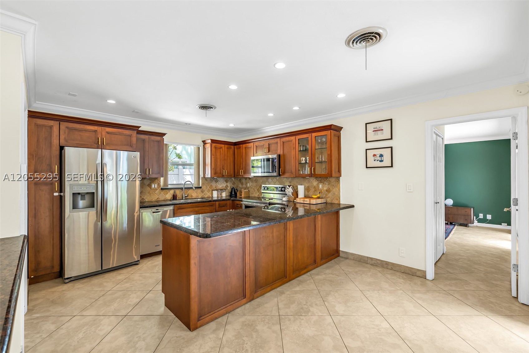 Imperial Point - Residential