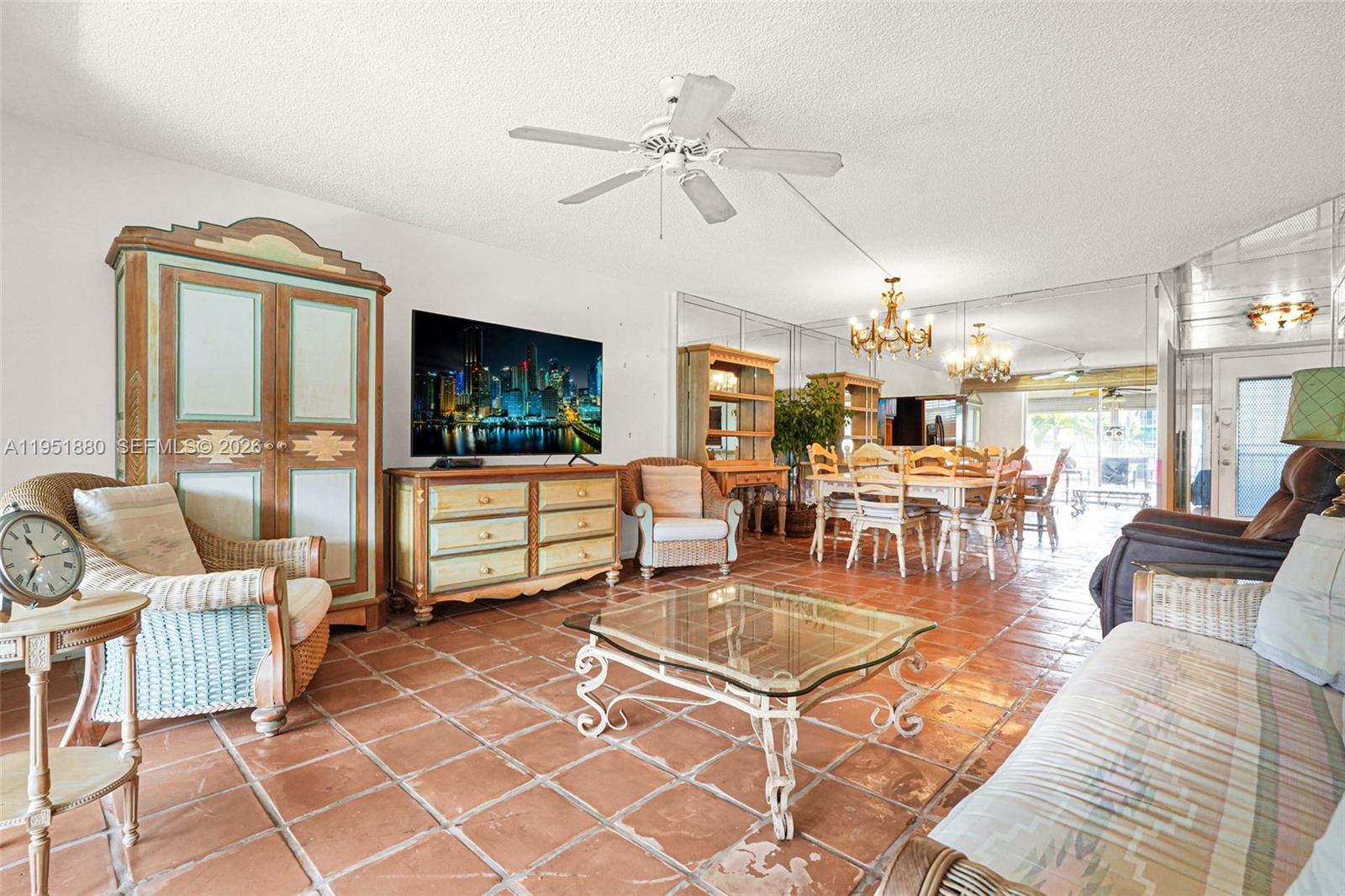 MEADOWBROOK LAKES CONDO - Residential