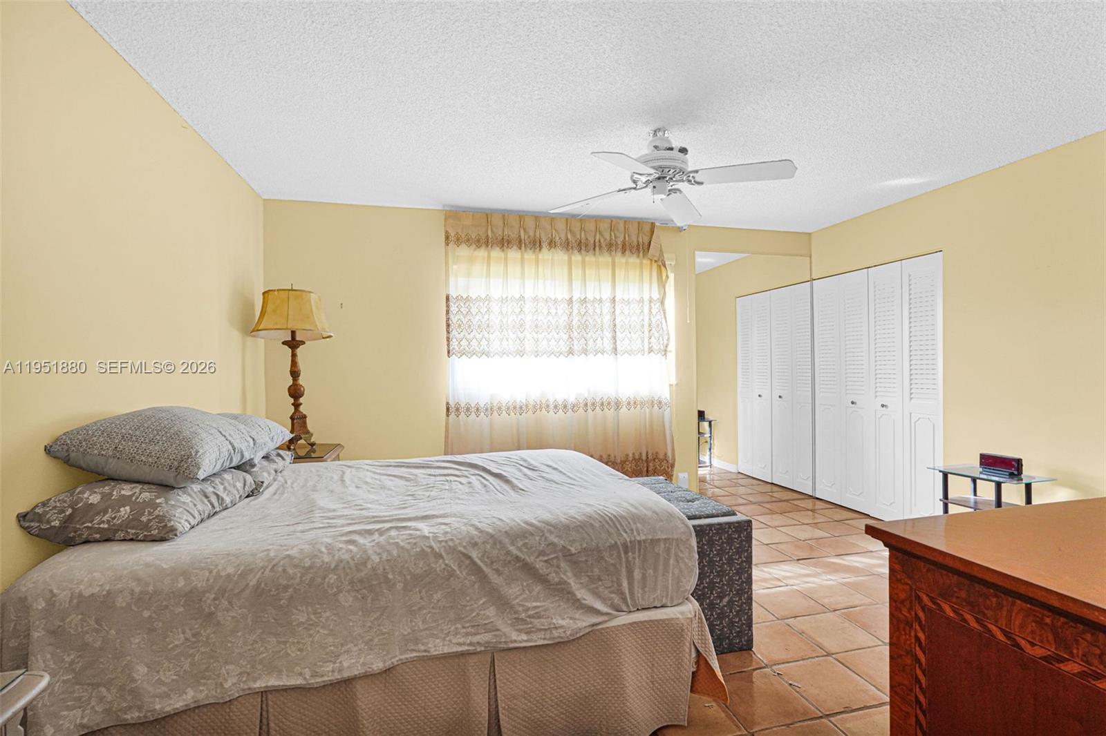 MEADOWBROOK LAKES CONDO - Residential