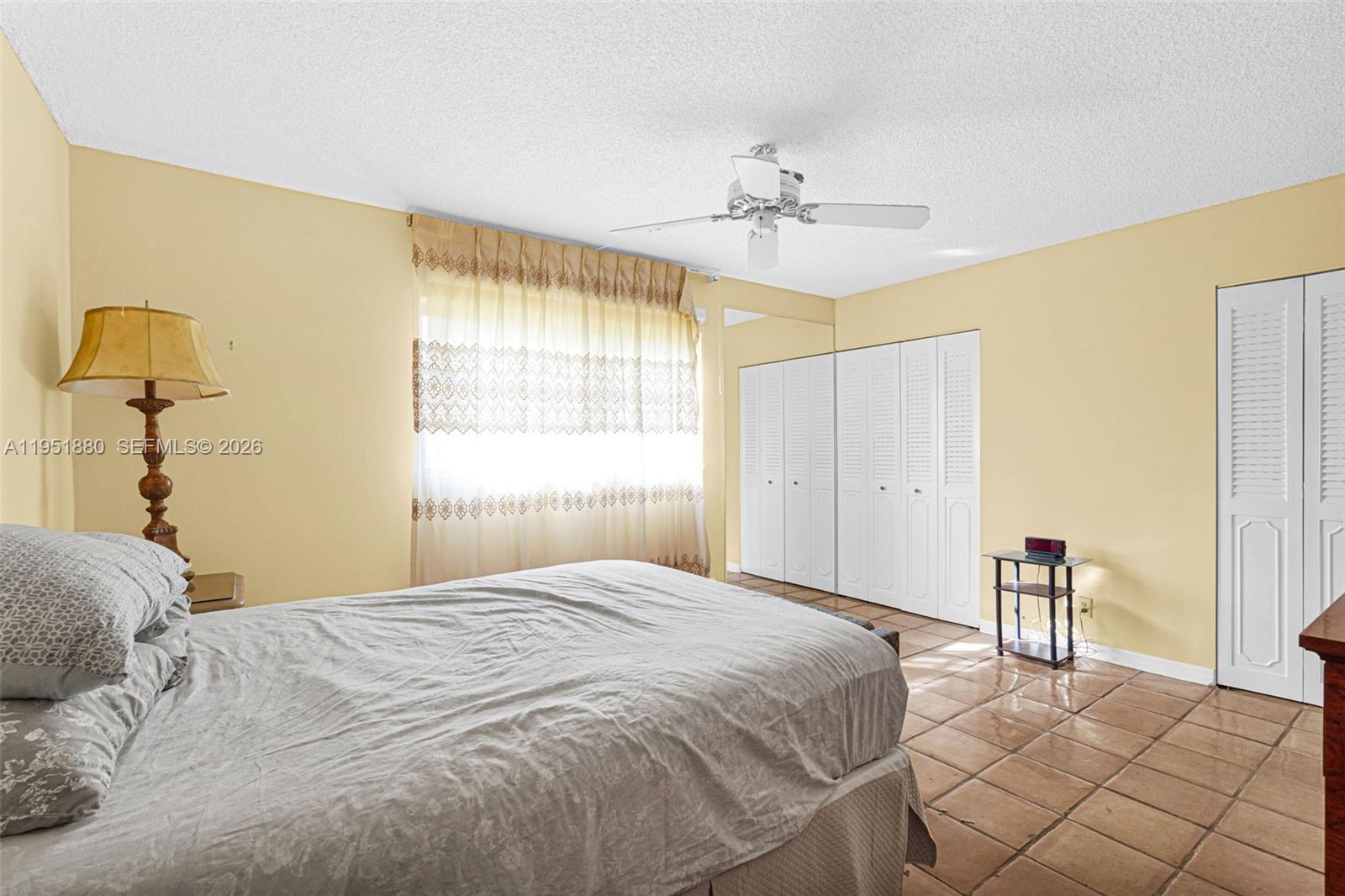 MEADOWBROOK LAKES CONDO - Residential