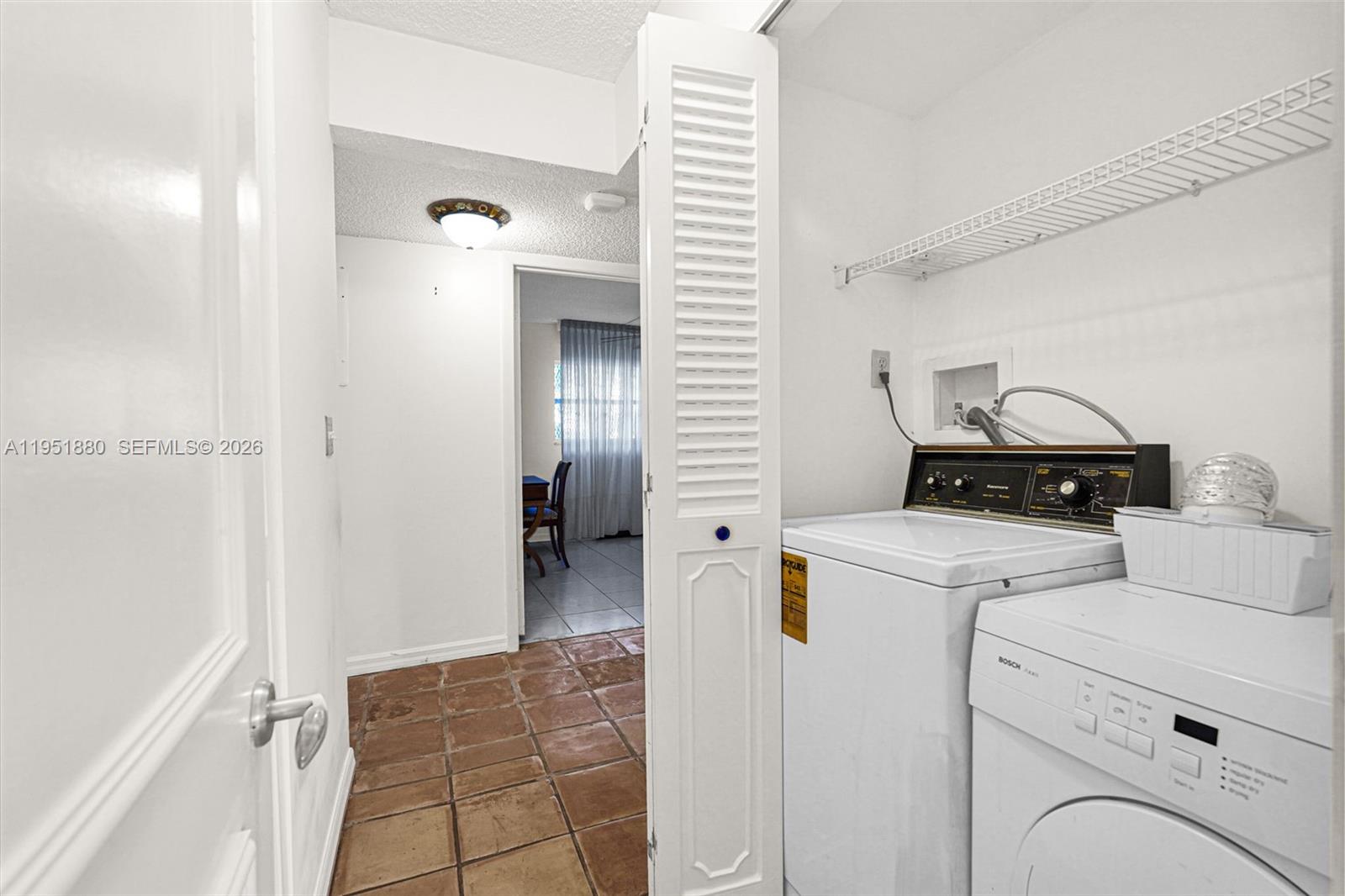 MEADOWBROOK LAKES CONDO - Residential