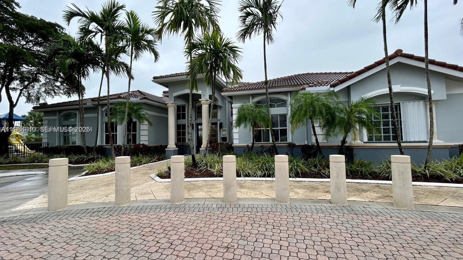 La Via Condominium - Residential