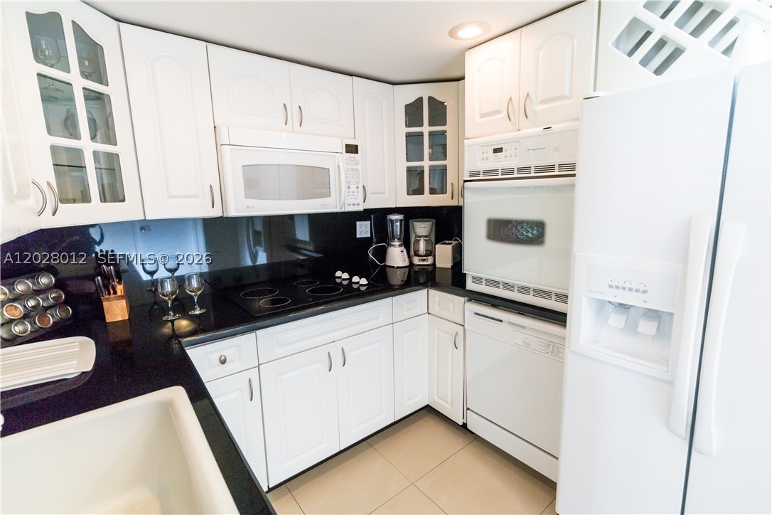 SEA AIR TOWERS CONDO - Residential