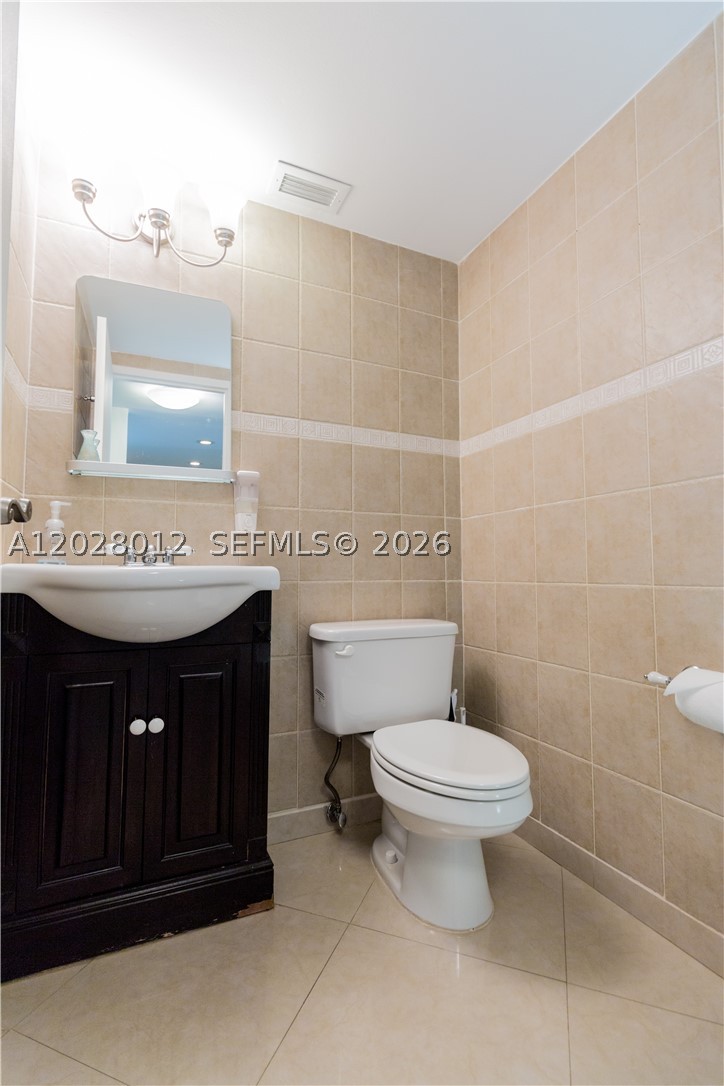 SEA AIR TOWERS CONDO - Residential