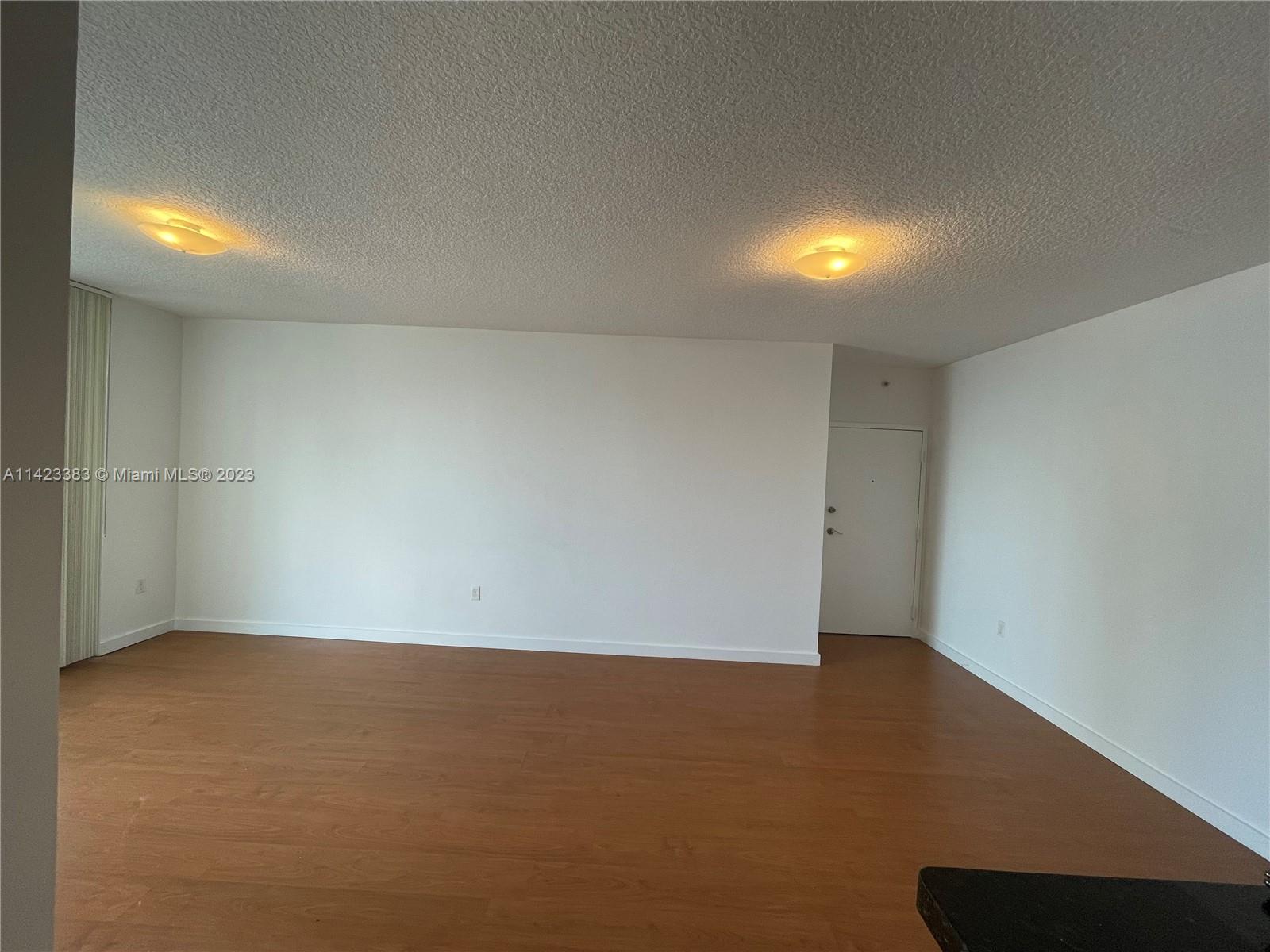 23 BISCAYNE BAY CONDO - Residential Lease