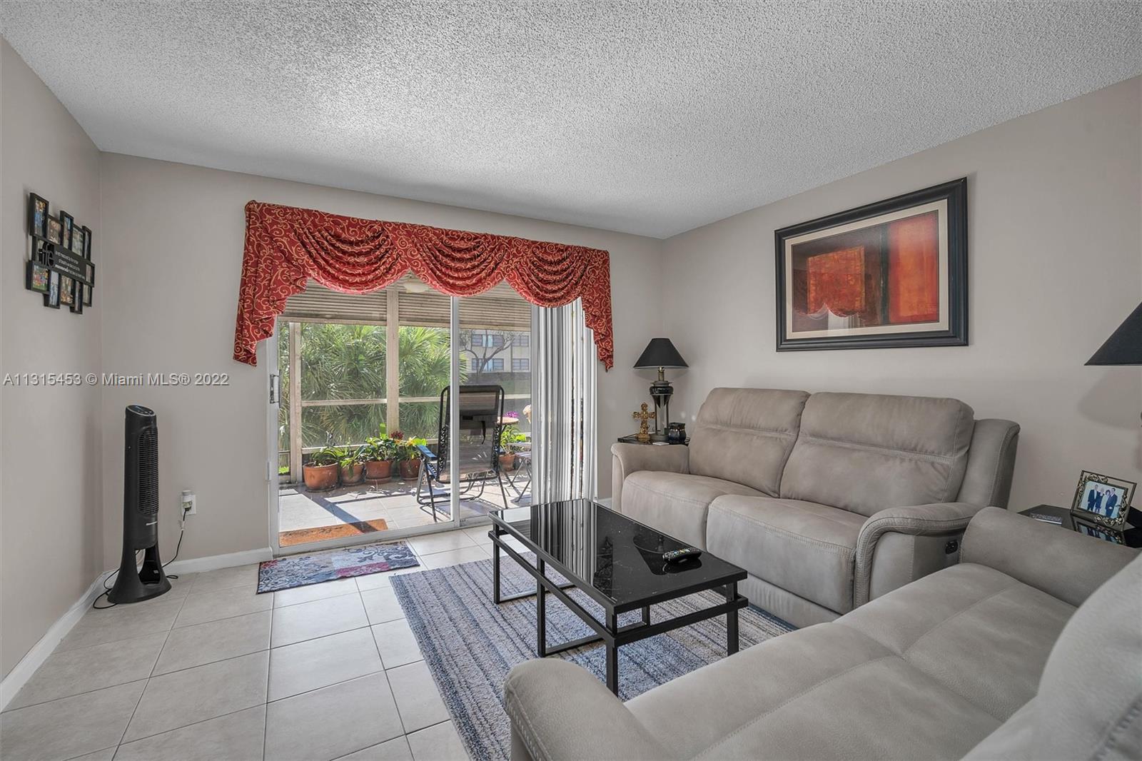 DEVON CONDOMINIUM - Residential