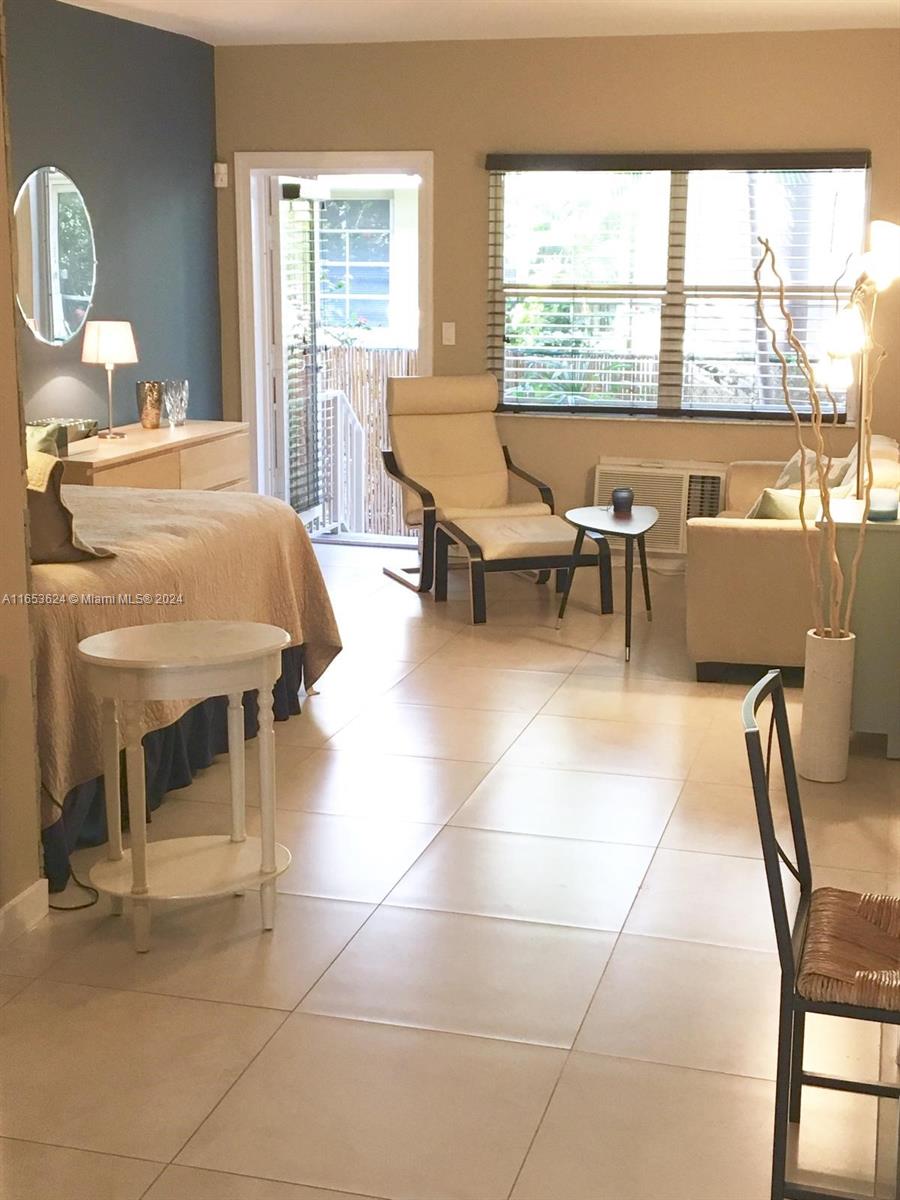 PENN CONDO - Residential