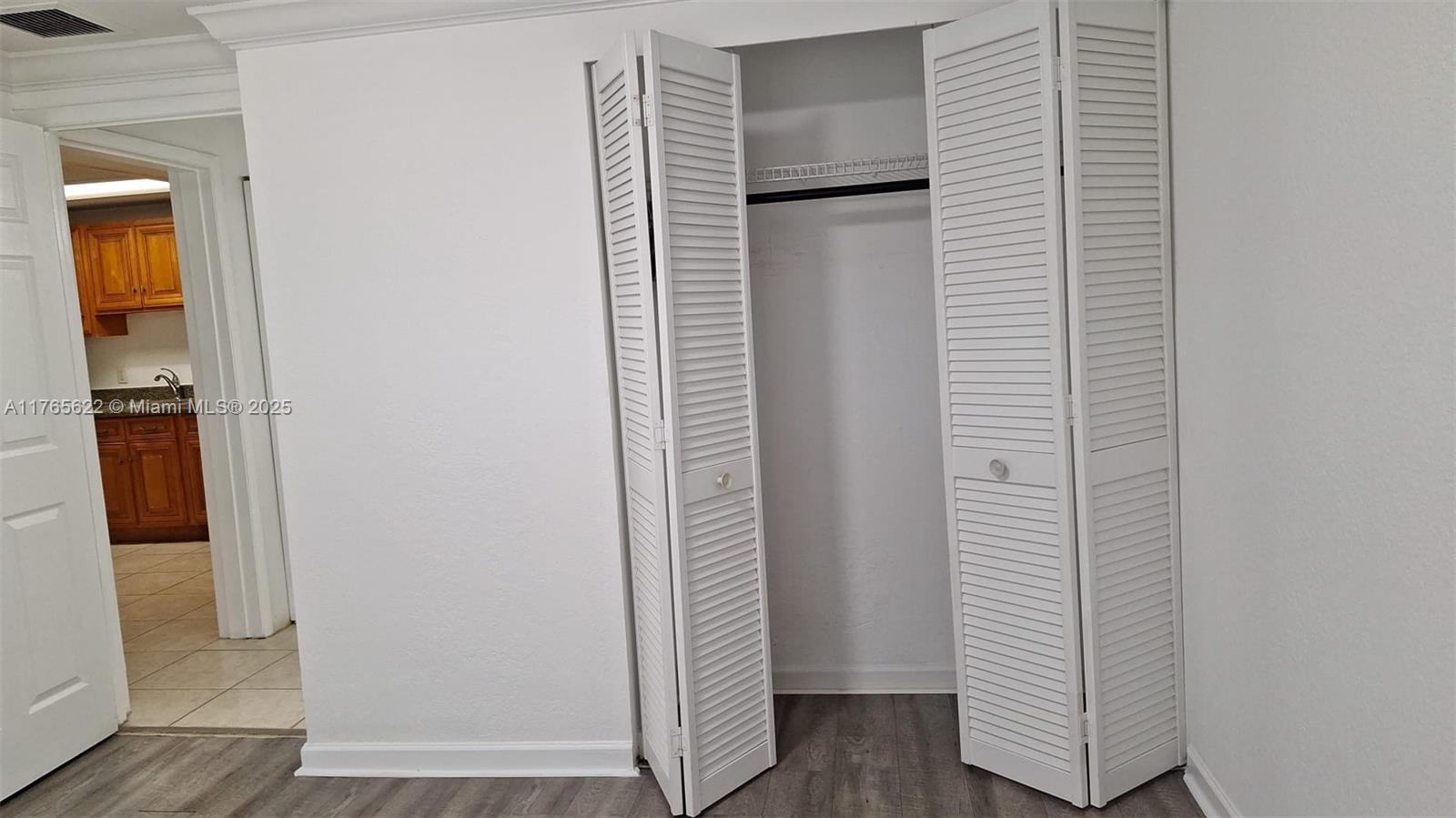 SOUTHGATE VILLAS CONDO - Residential Lease