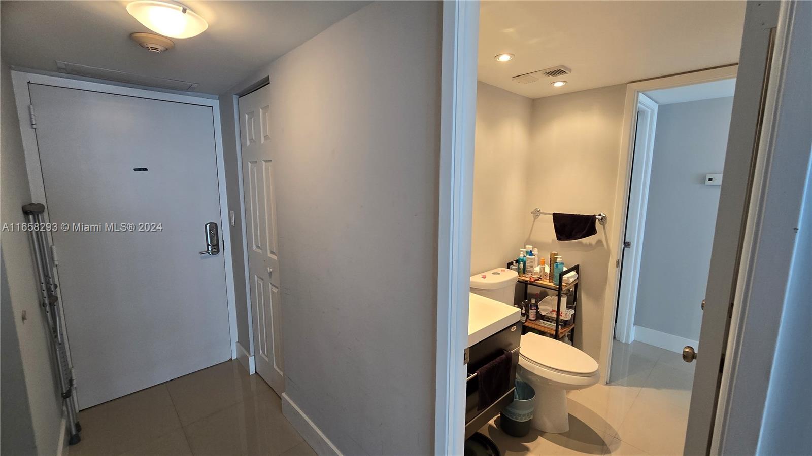 CHARTER CLUB CONDO - Residential Lease