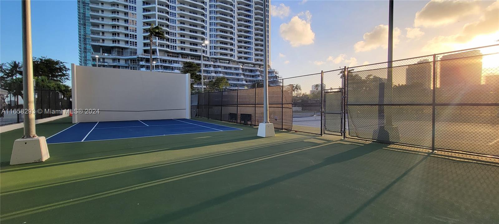 CHARTER CLUB CONDO - Residential Lease