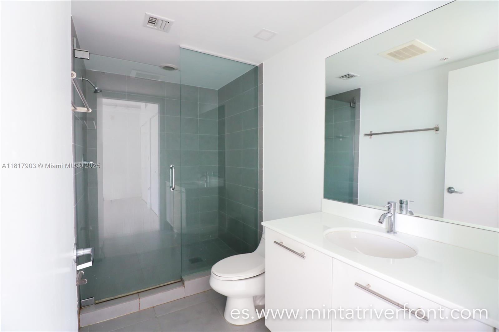Mint Condominium - Residential Lease