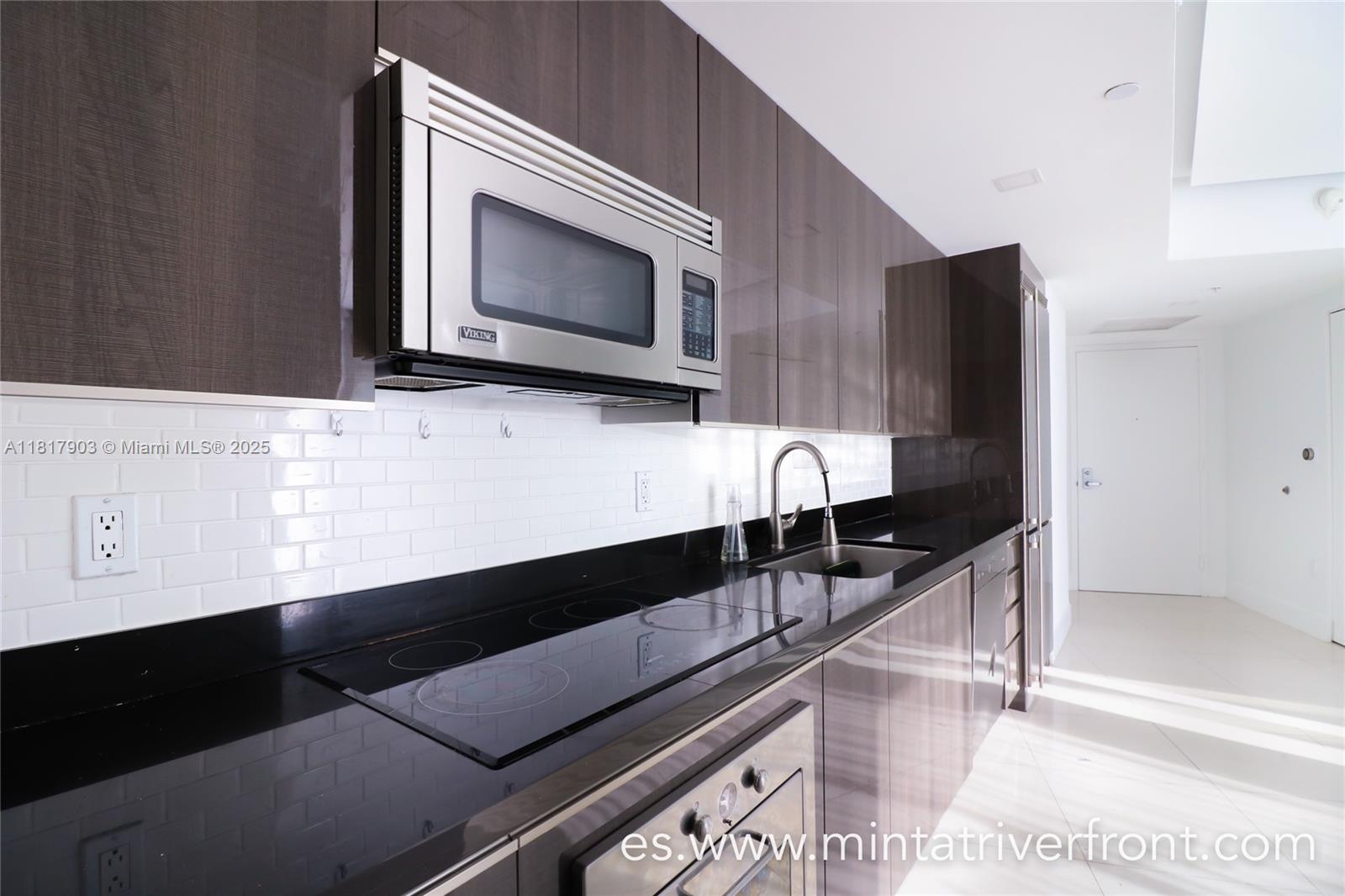 Mint Condominium - Residential Lease