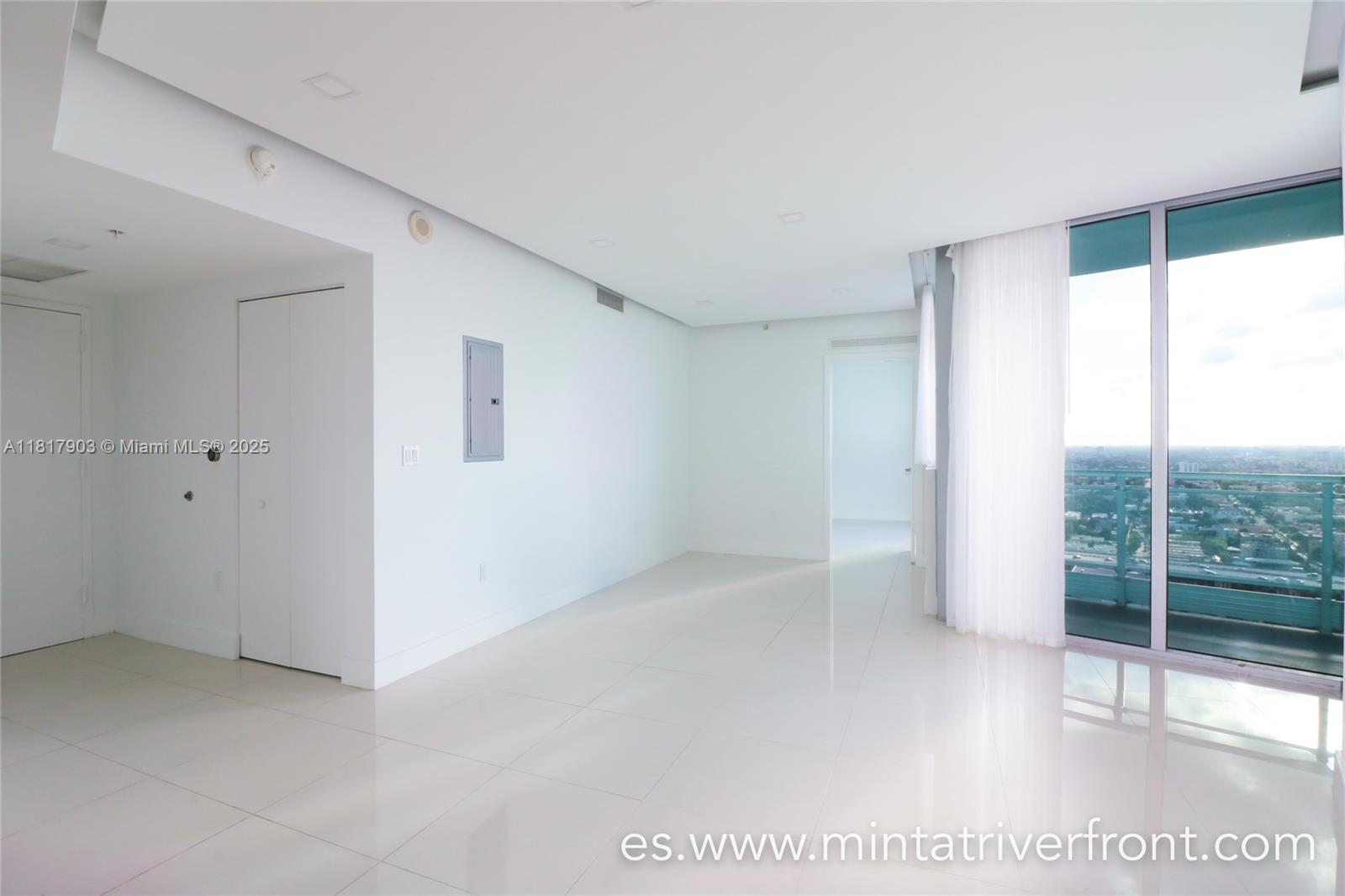 Mint Condominium - Residential Lease