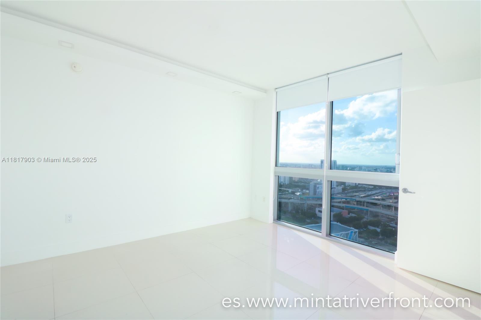 Mint Condominium - Residential Lease