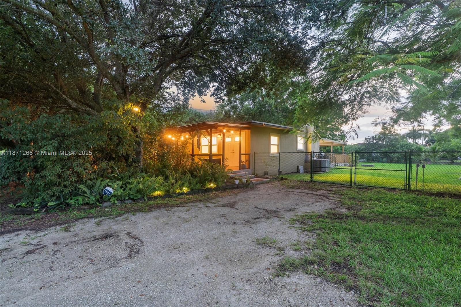 FLA FRUIT LANDS CO SUB NO - Residential