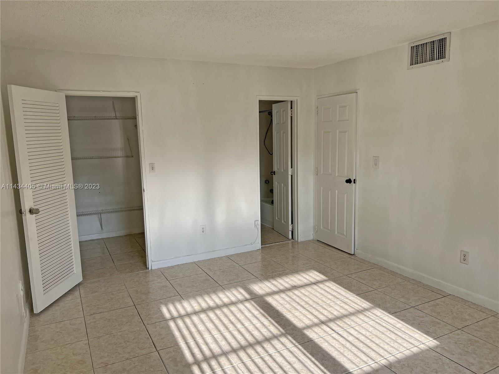 DORAL GARDENS CONDO - Residential Lease