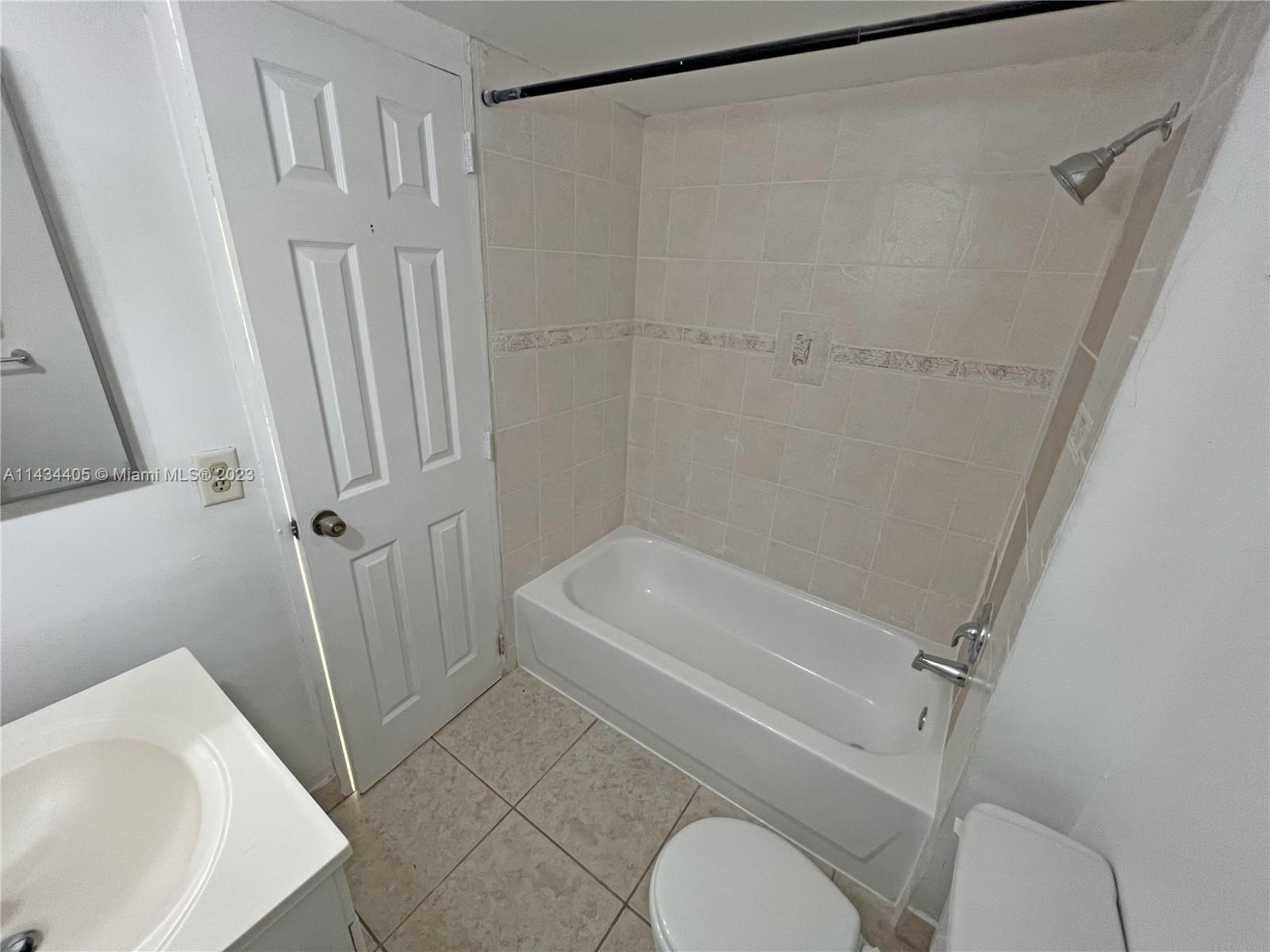 DORAL GARDENS CONDO - Residential Lease