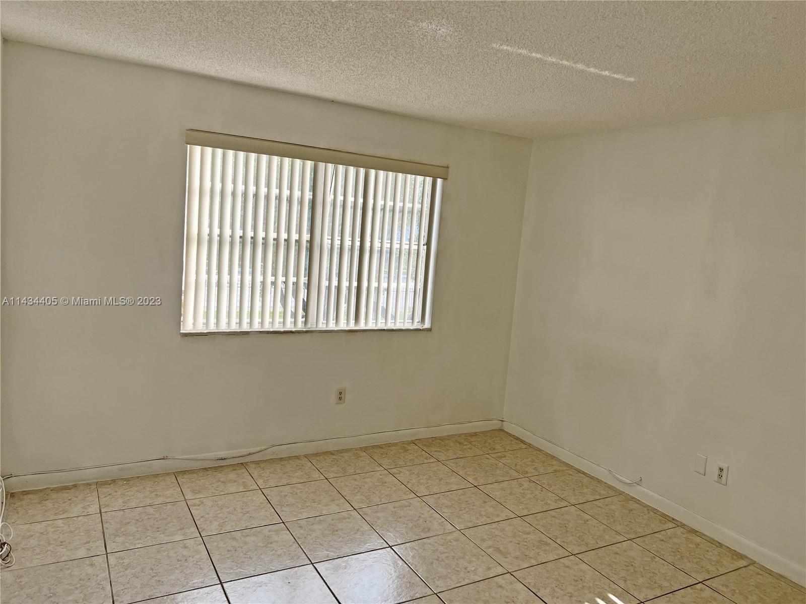 DORAL GARDENS CONDO - Residential Lease