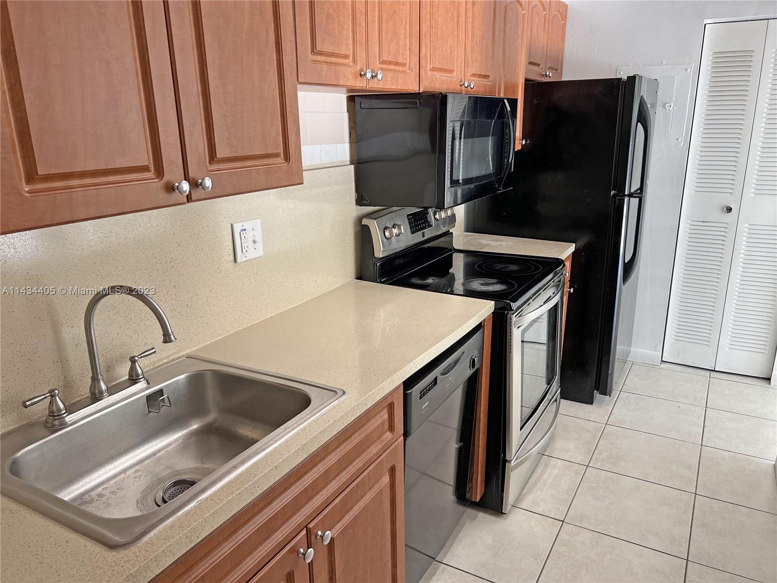 DORAL GARDENS CONDO - Residential Lease