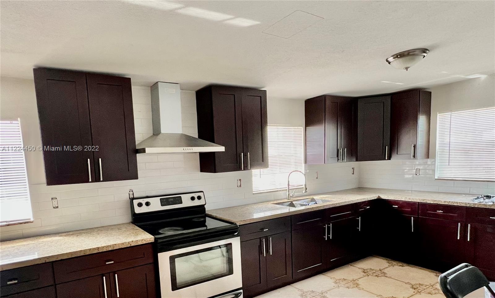 DE PAULY HEIGHTS - Residential