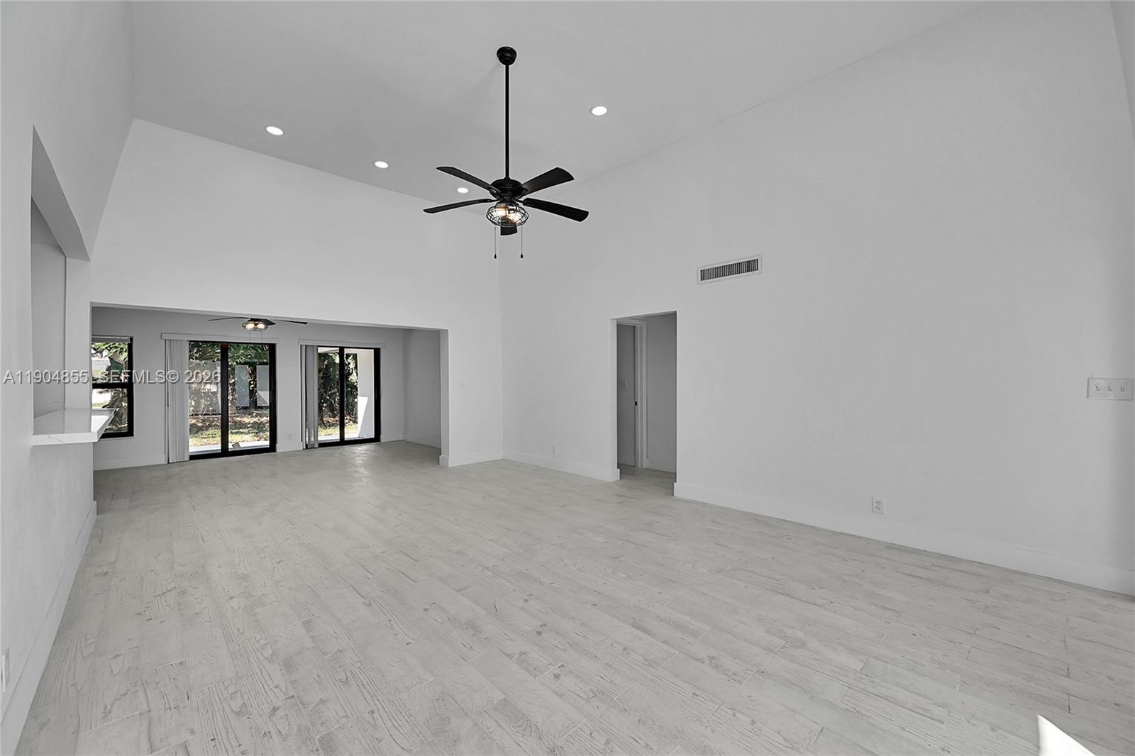 WOODLANDS SEC SEVEN - Residential