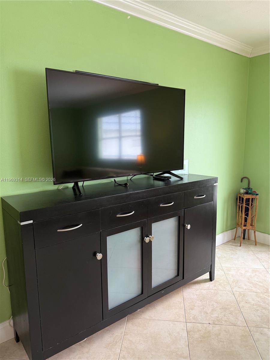 KINGS POINT TUSCANY CONDO - Residential