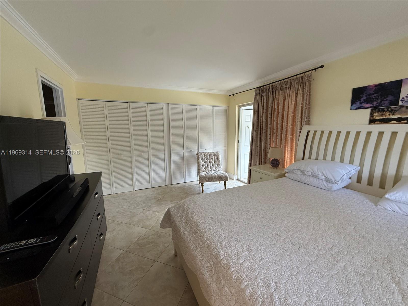 KINGS POINT TUSCANY CONDO - Residential