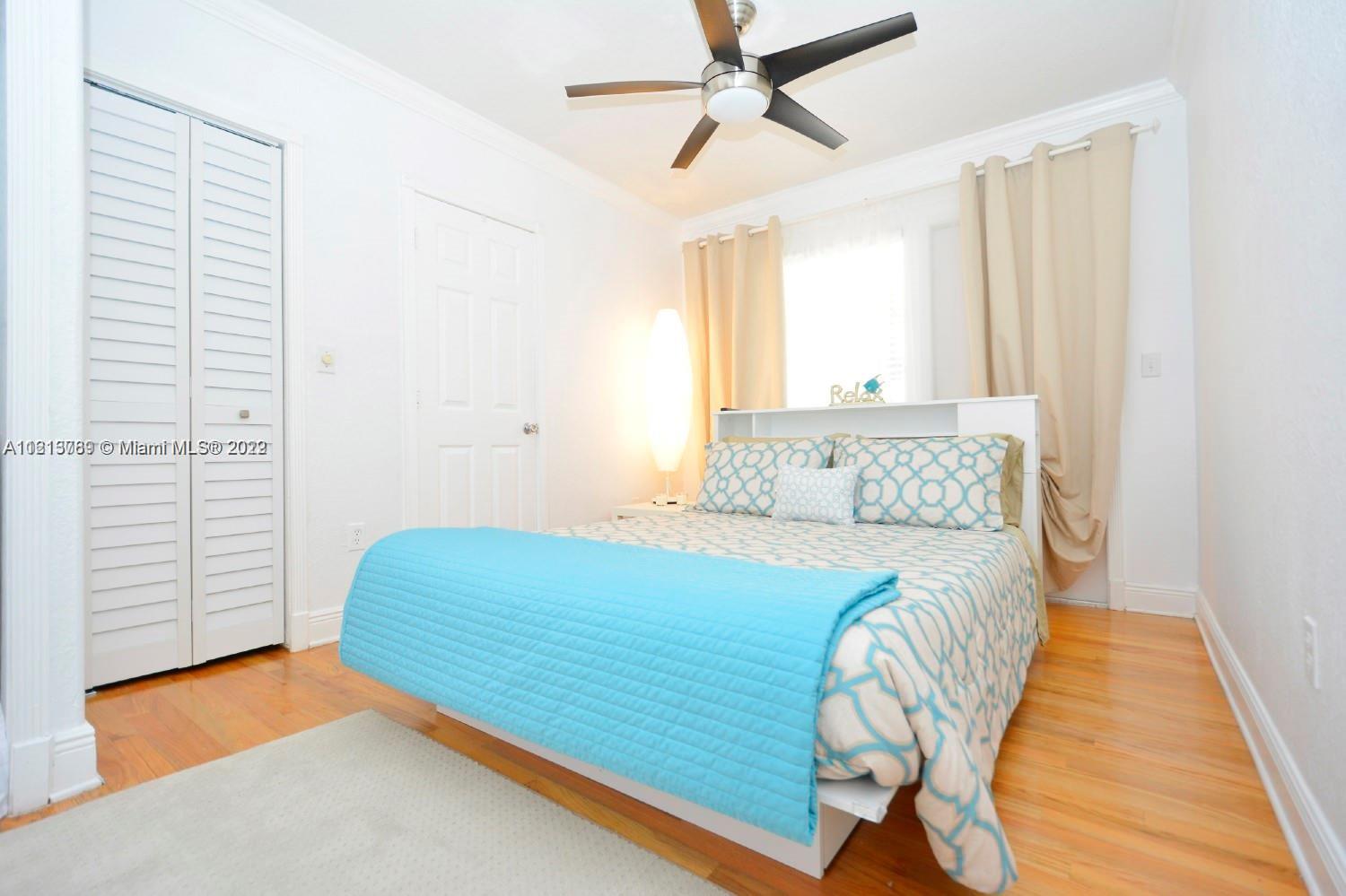 THE MICHELLE CONDO - Residential