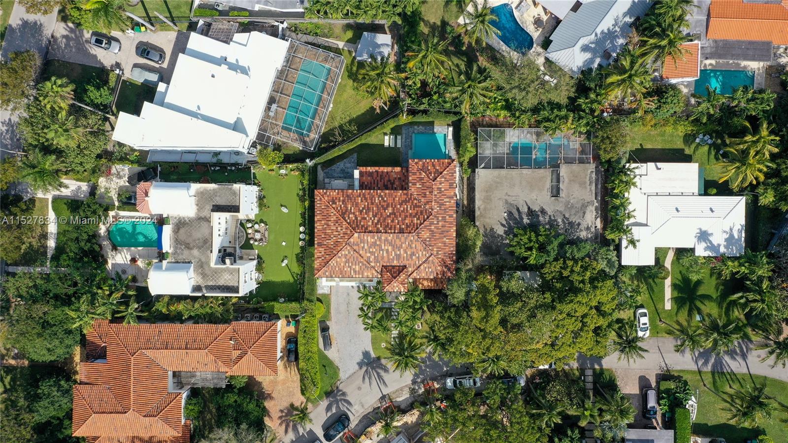 BISCAYNE KEY ESTATES - Residential