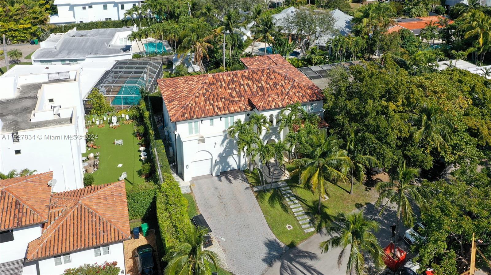 BISCAYNE KEY ESTATES - Residential