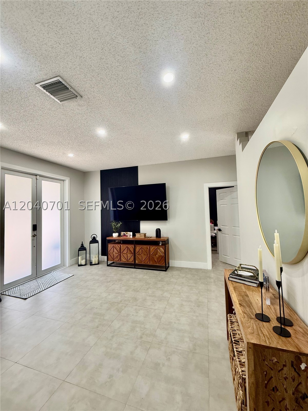 LAKES BY THE BAY SEC 8 - Residential