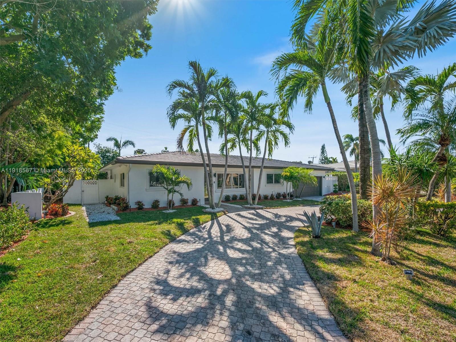CORAL RIDGE COUNTRY CLUB - Residential