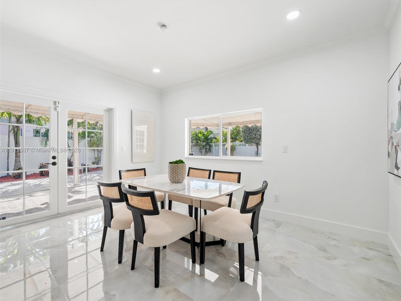 CORAL RIDGE COUNTRY CLUB - Residential