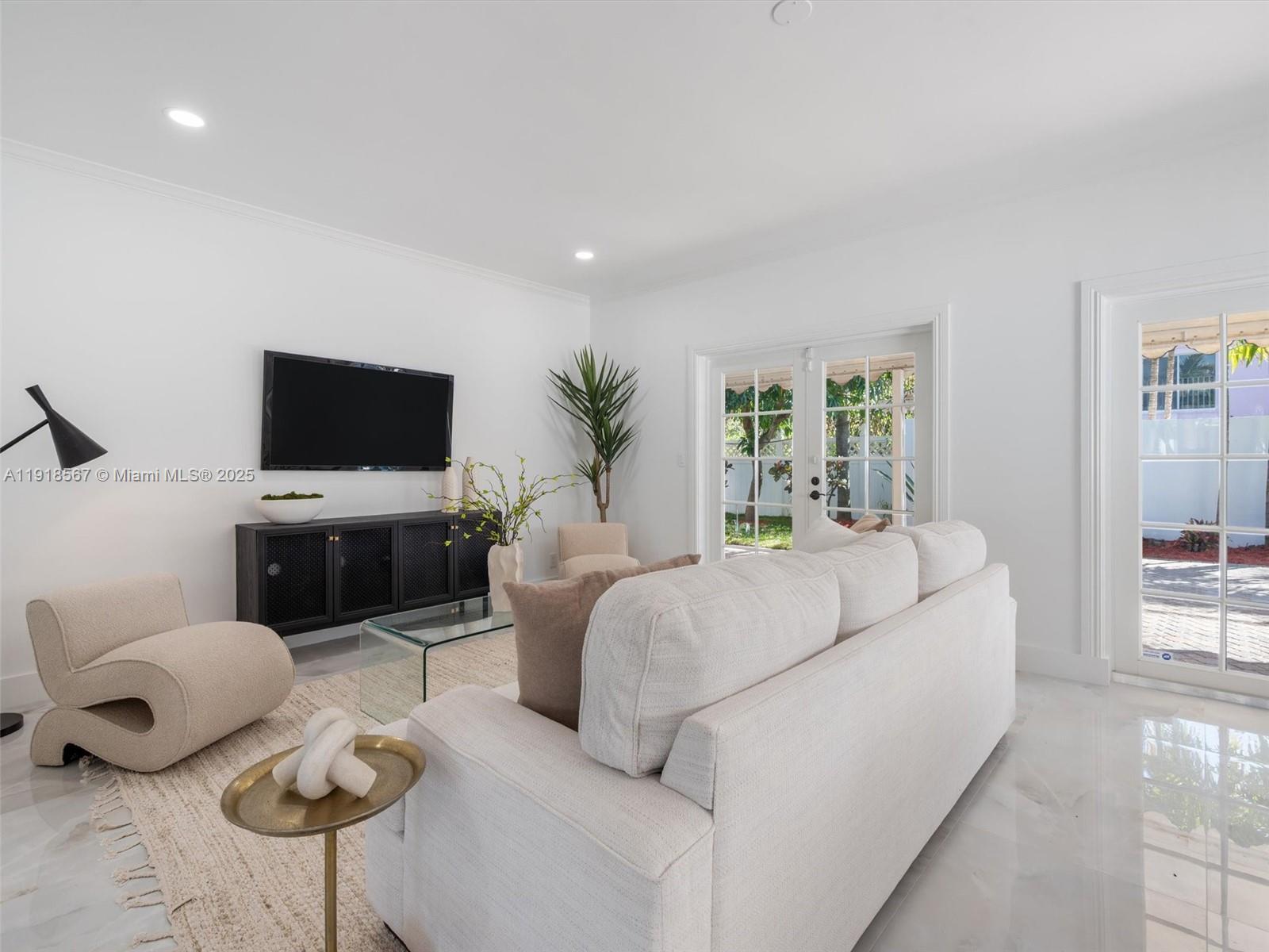 CORAL RIDGE COUNTRY CLUB - Residential