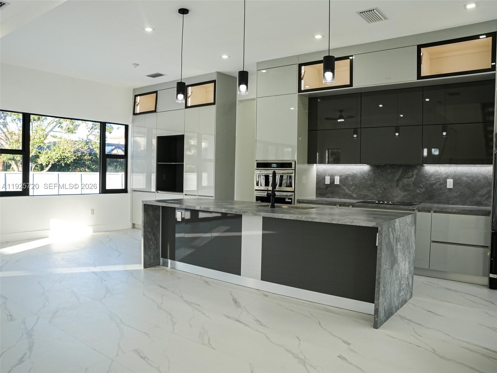 THE OAKS OF DAVIE - Residential