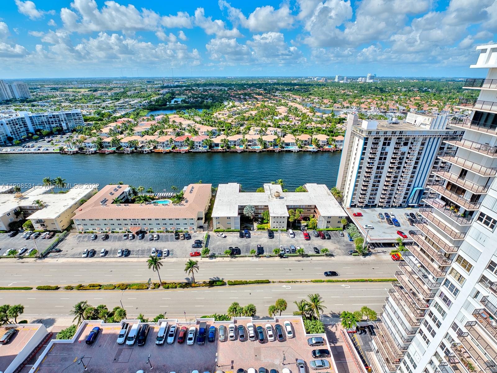 QUADOMAIN TOWER 1 & 4 CON - Residential Lease