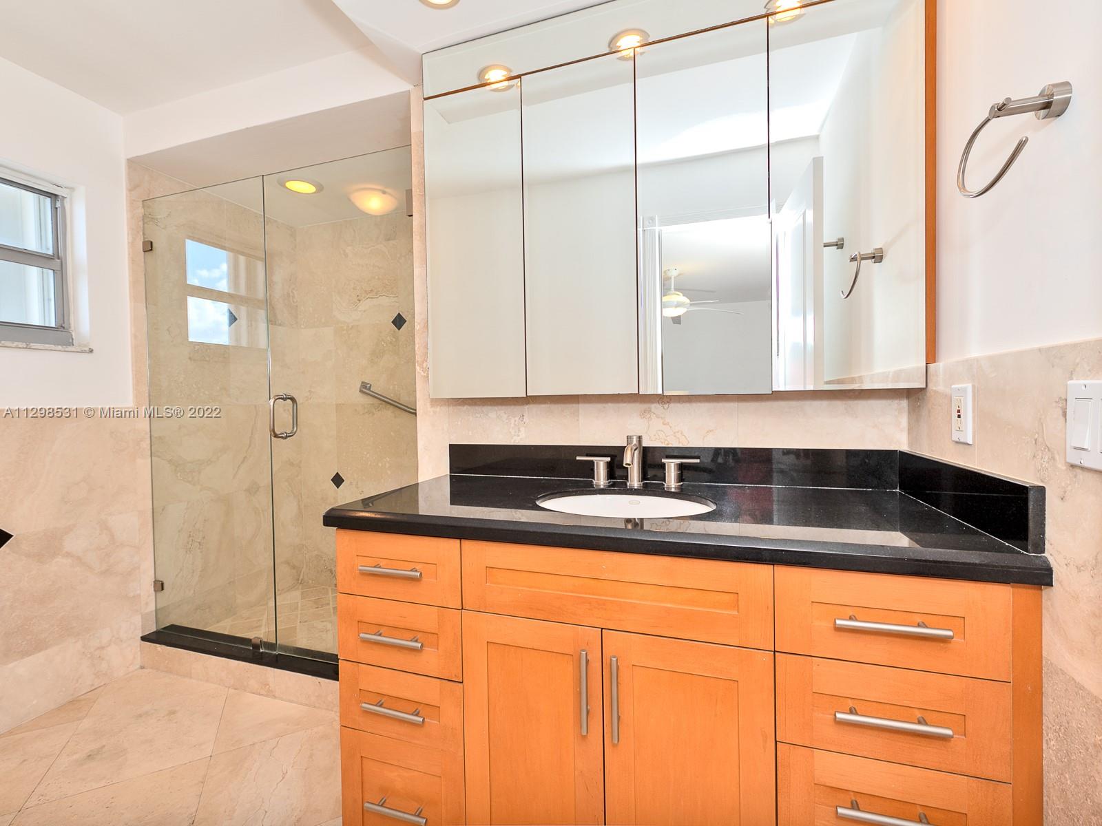 QUADOMAIN TOWER 1 & 4 CON - Residential Lease