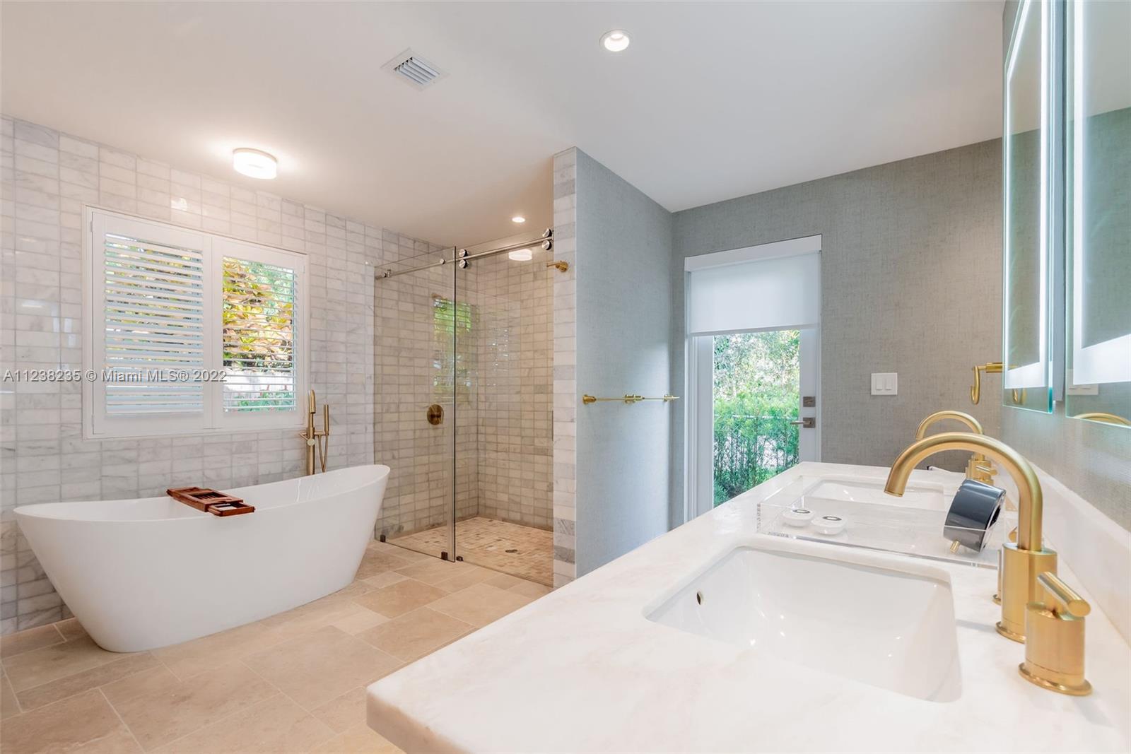 KENDALL HEIGHTS - Residential