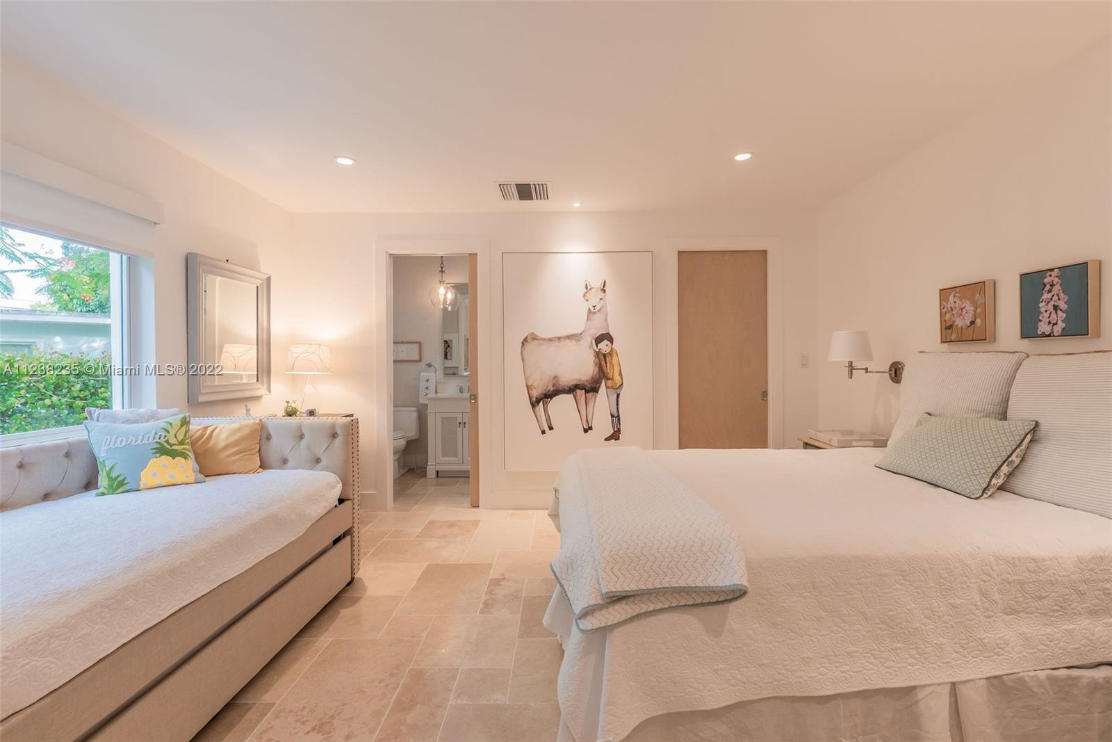 KENDALL HEIGHTS - Residential