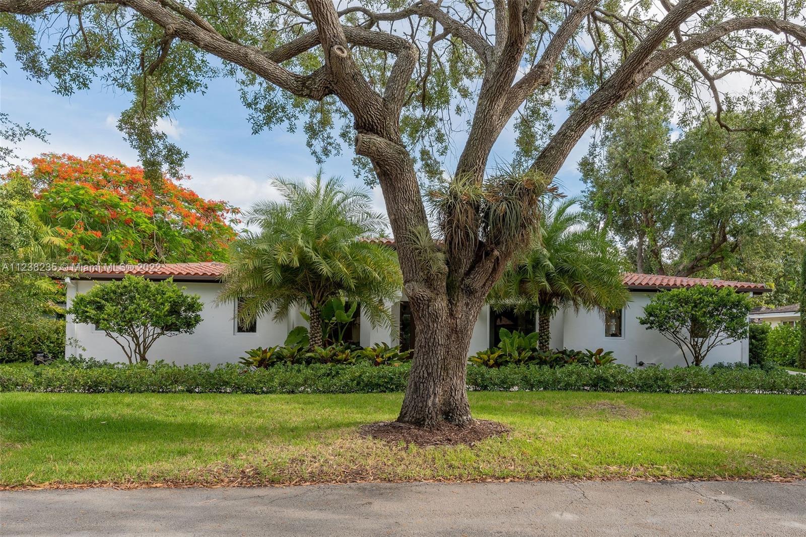 KENDALL HEIGHTS - Residential