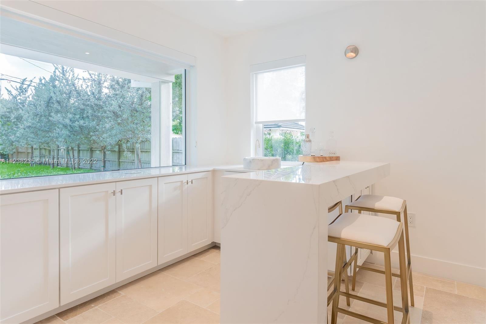 KENDALL HEIGHTS - Residential