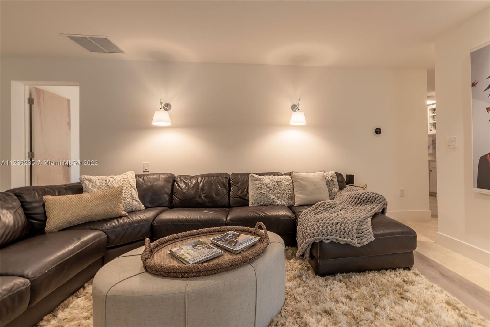KENDALL HEIGHTS - Residential