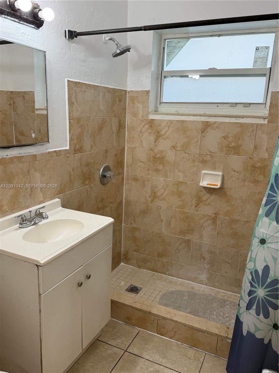 SHEPHARD HEIGHTS 2 ADDN - Residential Lease