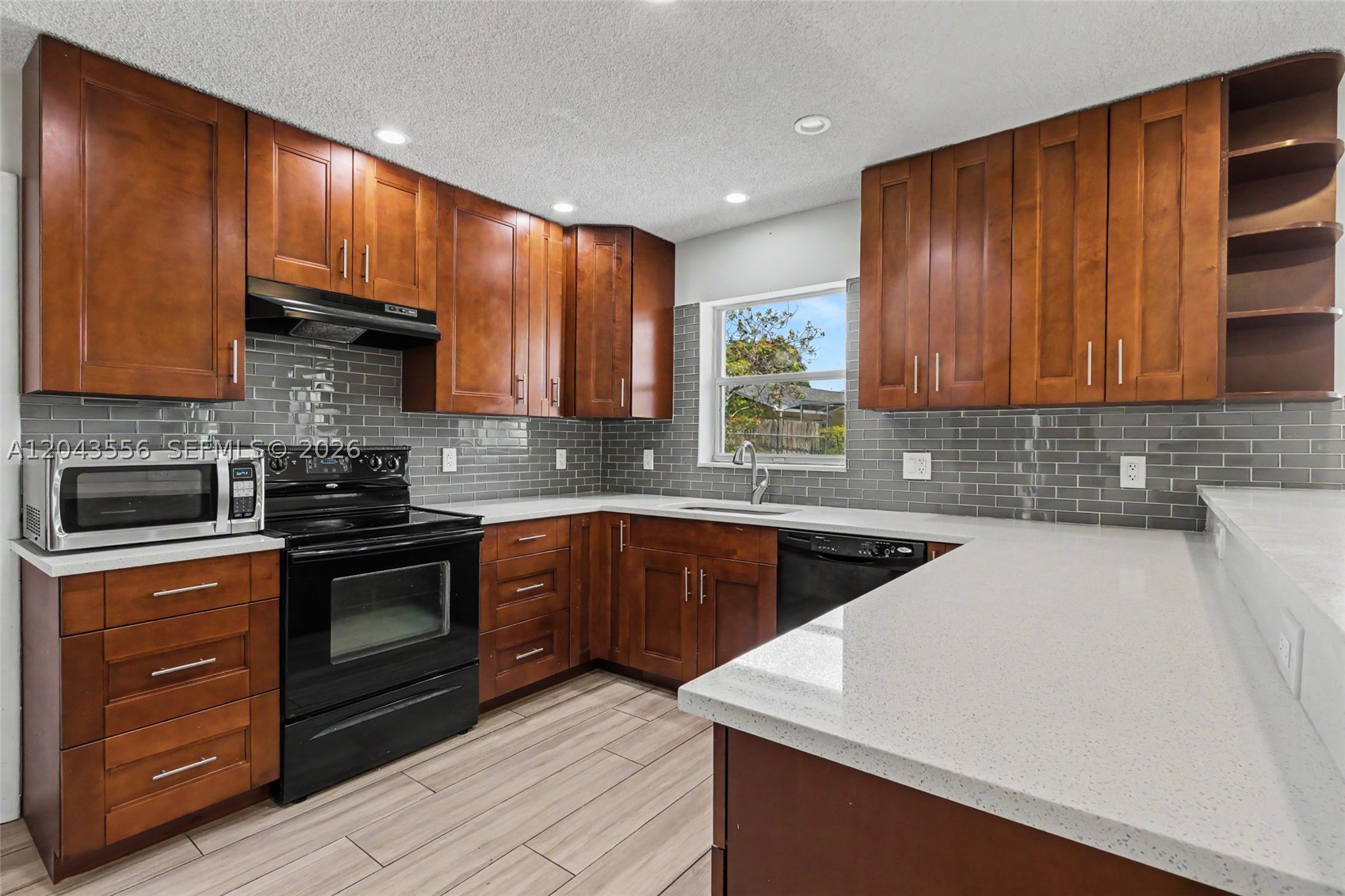 COCONUT CREEK 10TH SEC - Residential