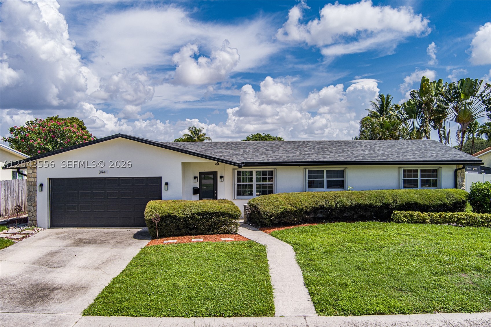 COCONUT CREEK 10TH SEC - Residential
