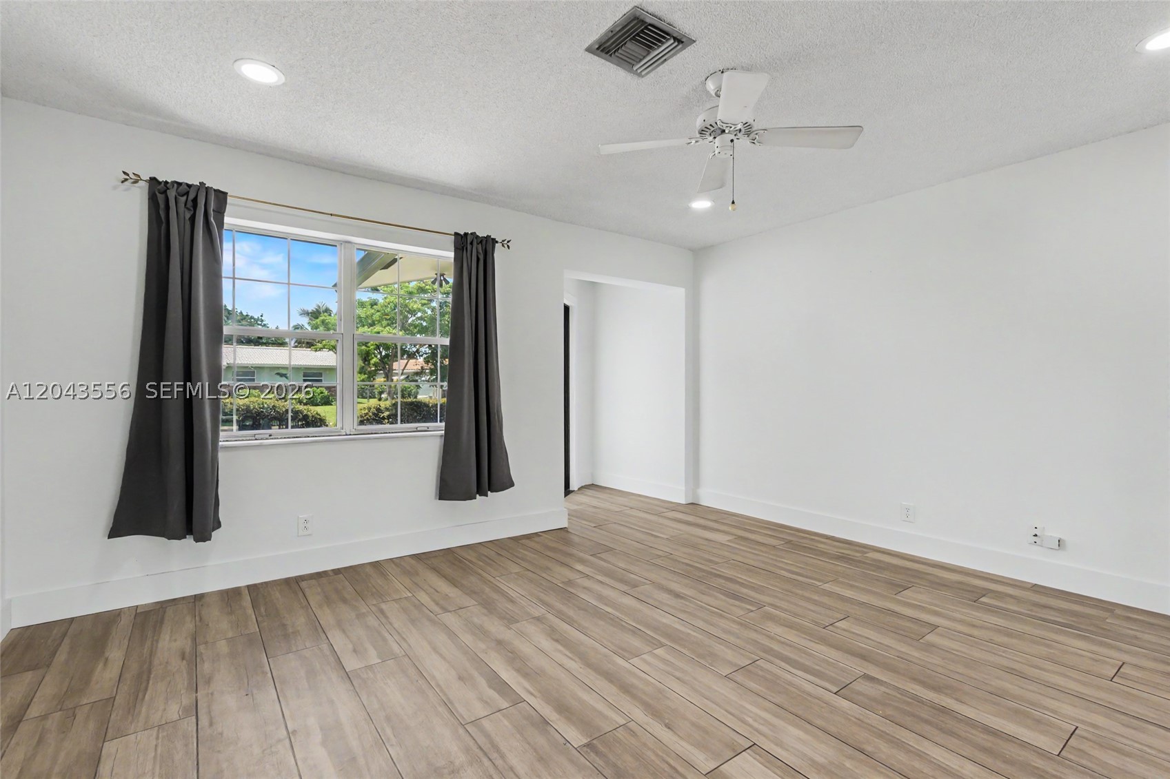 COCONUT CREEK 10TH SEC - Residential