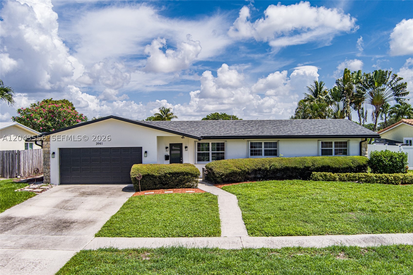 COCONUT CREEK 10TH SEC - Residential