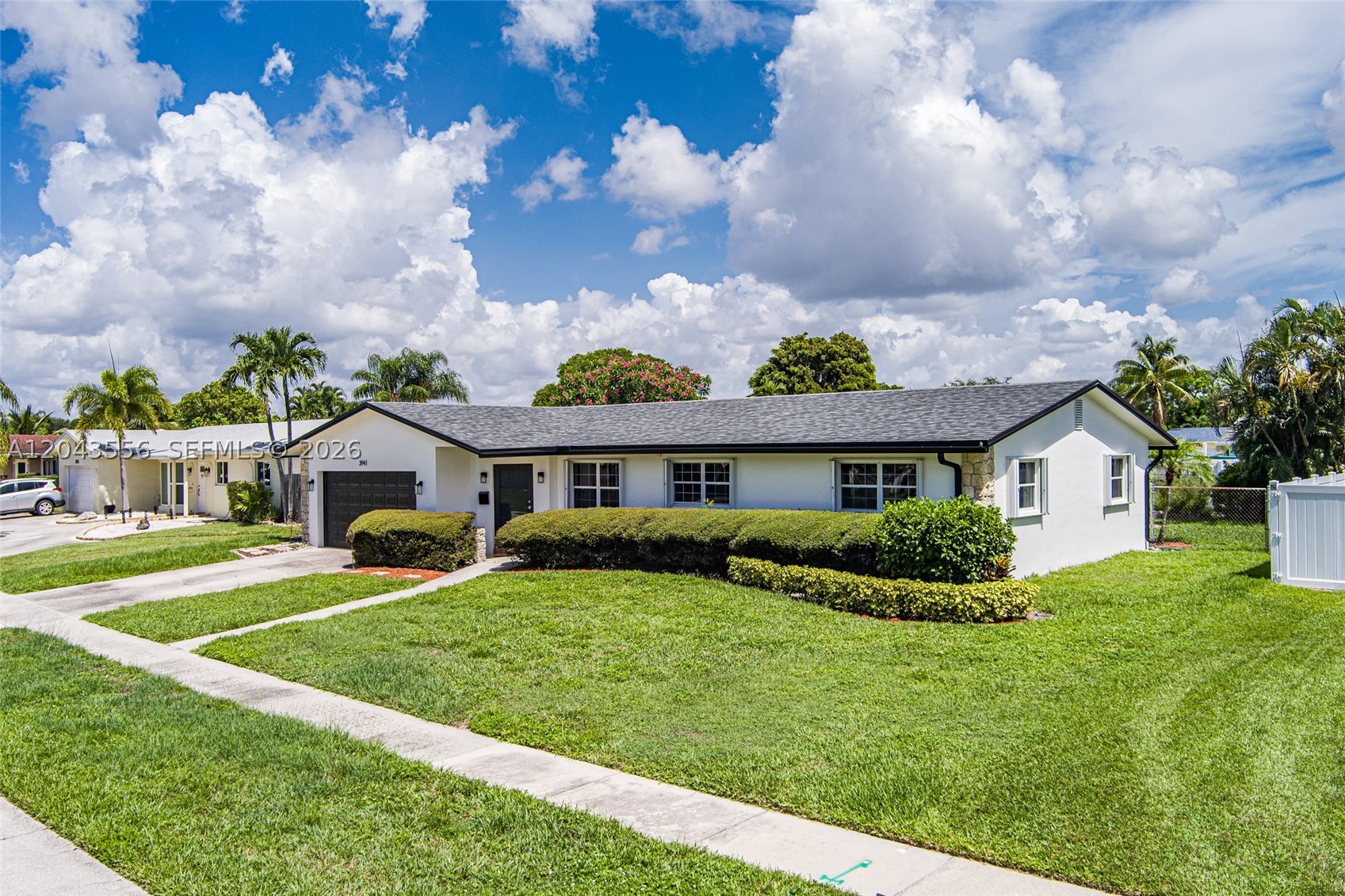 COCONUT CREEK 10TH SEC - Residential