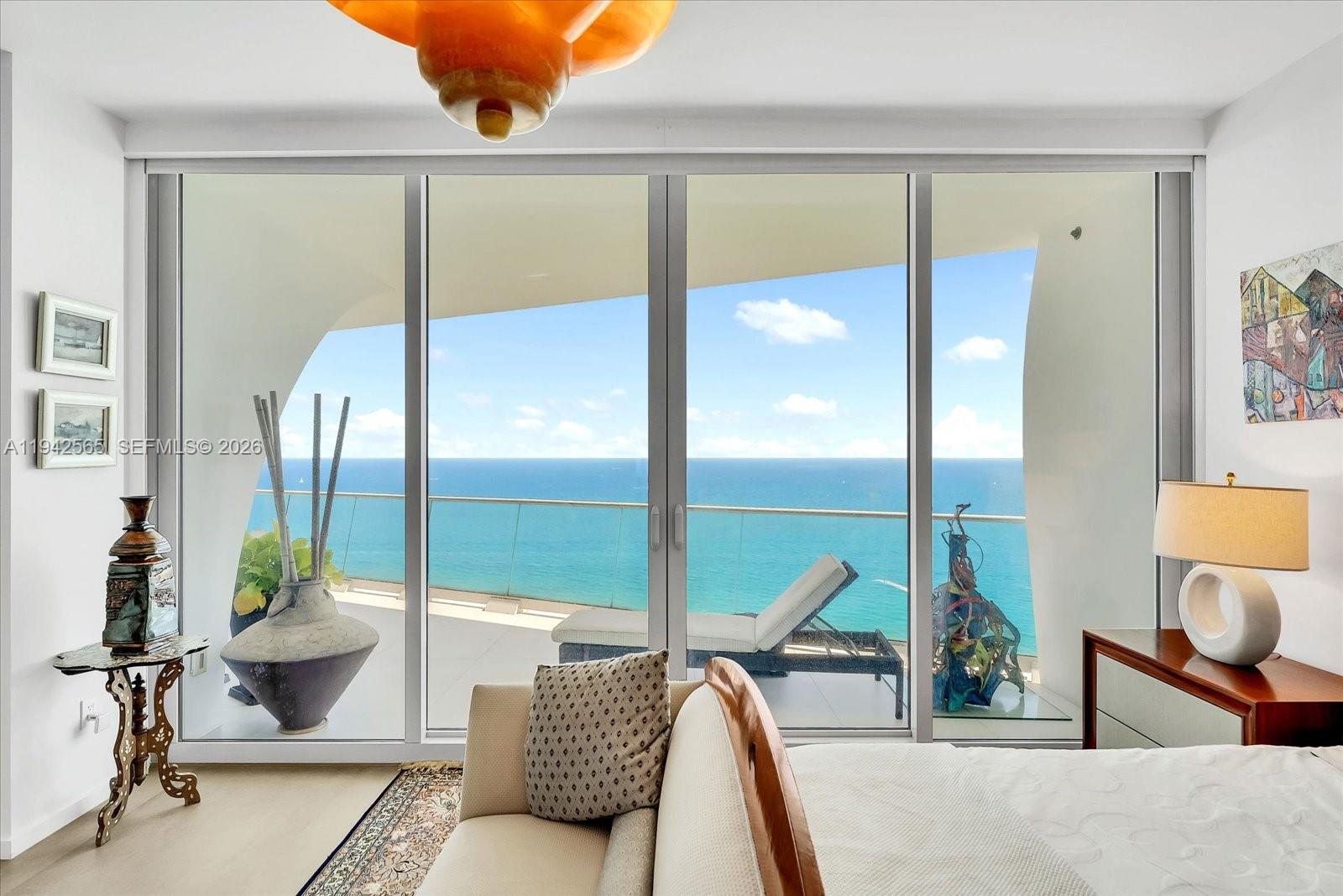 Jade Signature Condo - Residential