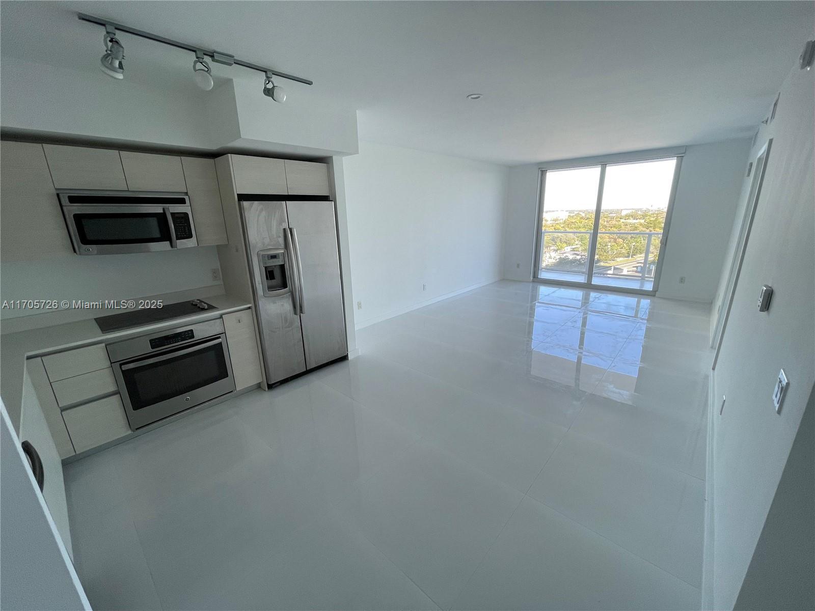 BALTUS HOUSE.4250 BISCAYNE - Residential